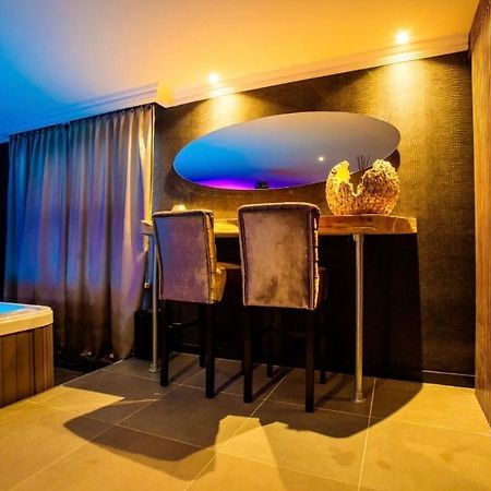 Prive Sauna Luxx Hotel Alkmaar Ngoại thất bức ảnh